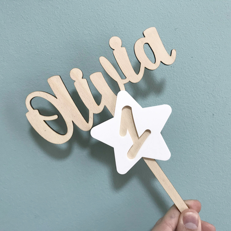 Topper de Tarta Personalizado en Madera con Nombre y Estrella