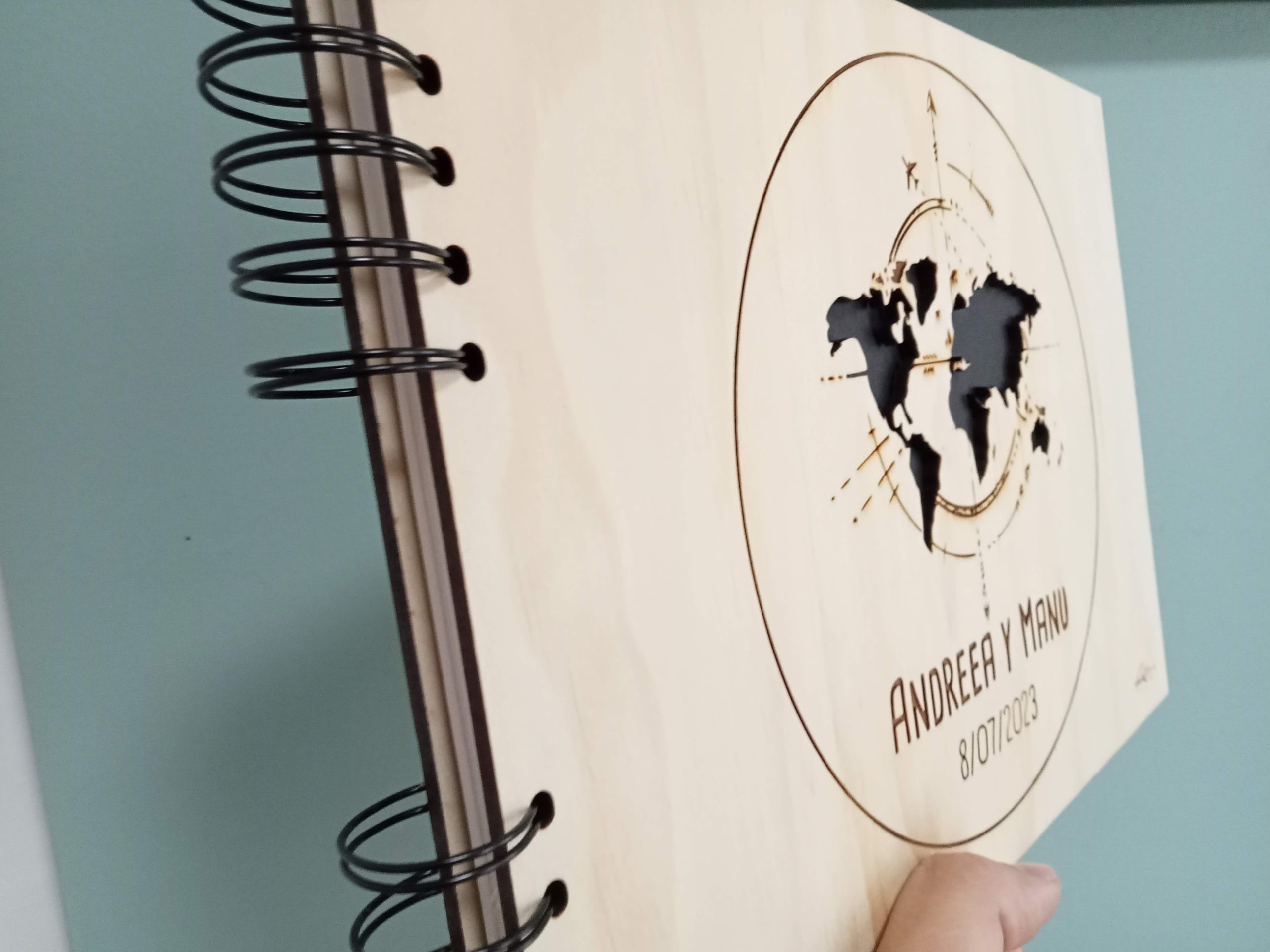 Álbum de Firmas Personalizado - Mapa Troquelada - Imagen 6