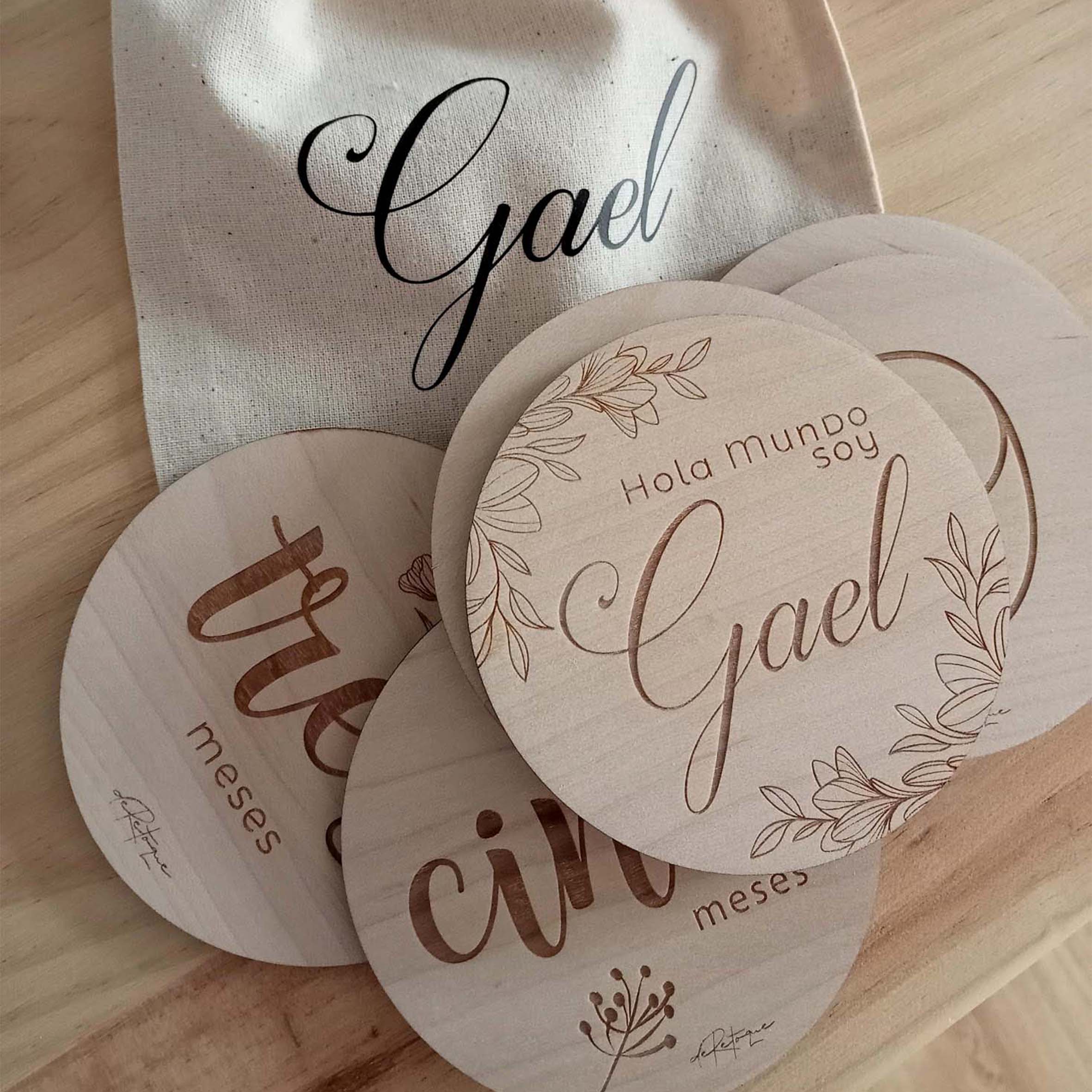 Cumplemeses Redondos de Madera Personalizados